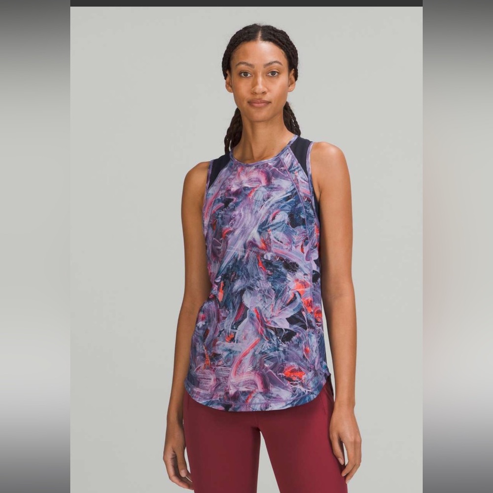 Lululemon Sculpt Tank Size XL/14 in Atmospheric Purple Multi/Navy